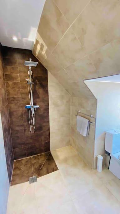 Family Marine Apartment With Sea View داوليش المظهر الخارجي الصورة